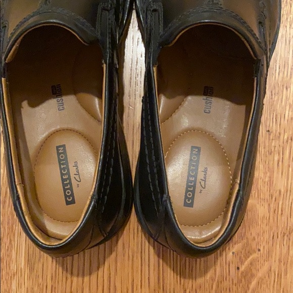Clarks Black Dress Shoes - Picture 2 of 3